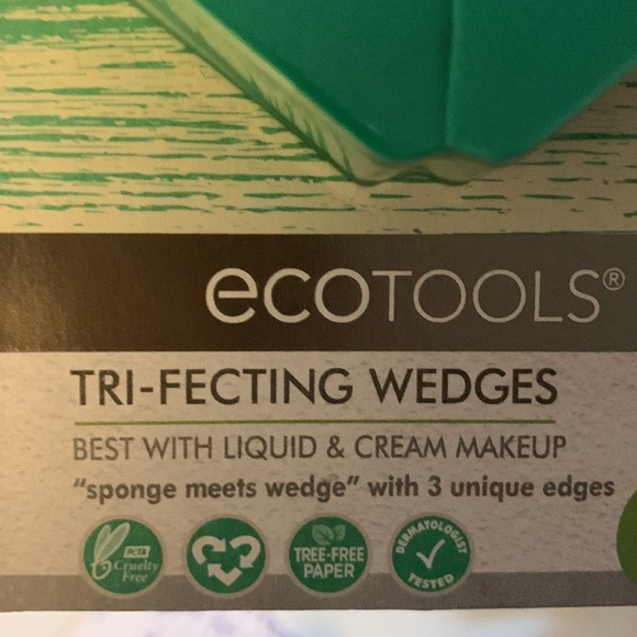ππEcoTools Tri-fecting Wedges Makeup Blending Sponges - NWTππ - Picture 2 of 5